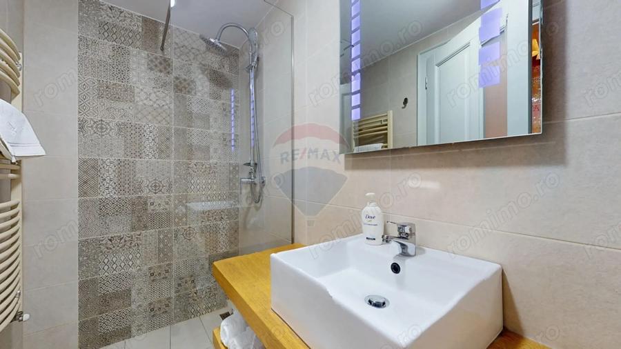 Apartament cu 3 camere decomandat, mobilat în 15 Noiembrie