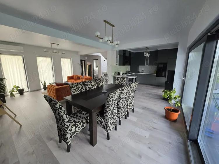 Casă cu 3 camere cu Teren 400 Mp în Central