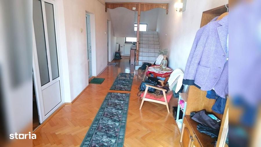 Casă cu 3 camere cu Teren 374 Mp în Apahida