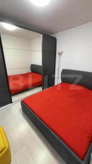 Apartament cu 2 camere semidecomandat, mobilat în Nord-Vest