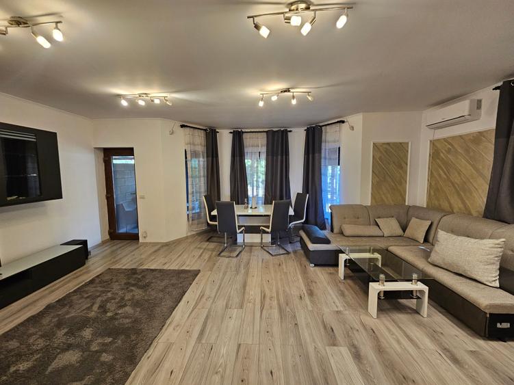 Duplex cu 5 camere cu Canalizare în Dumbrăvița
