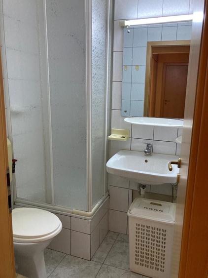 Apartament cu 3 camere decomandat în Bucovina
