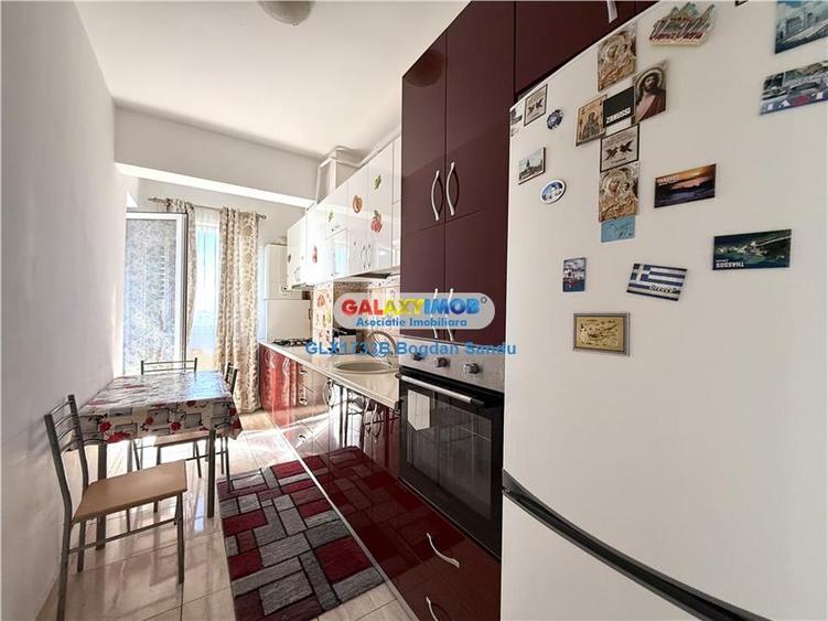 Apartament cu 3 camere semidecomandat, mobilat în Militari