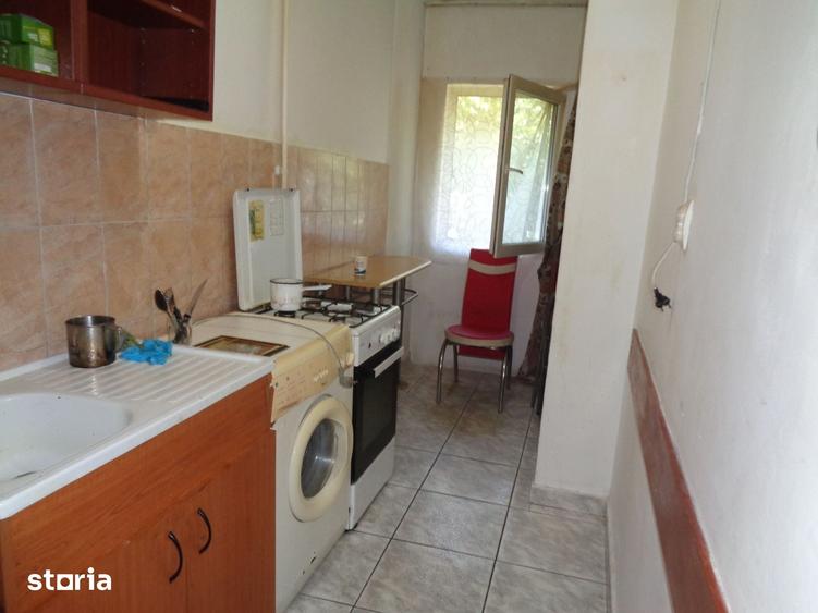 Garsonieră decomandată în Șega