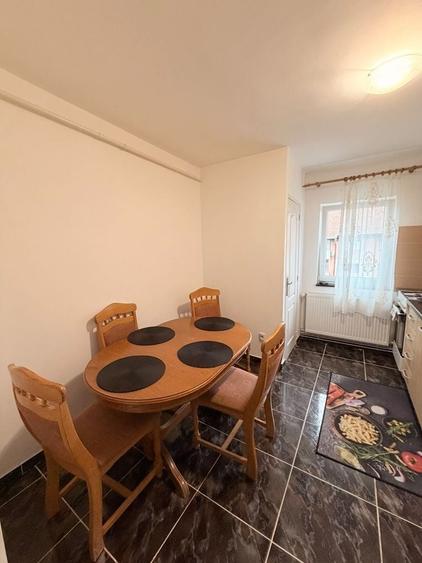 Apartament cu 2 camere decomandat în Carpați 2