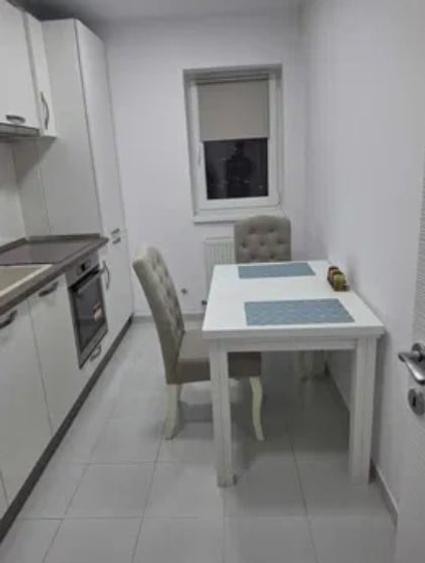 Apartament cu 2 camere semidecomandat, mobilat în Theodor Pallady