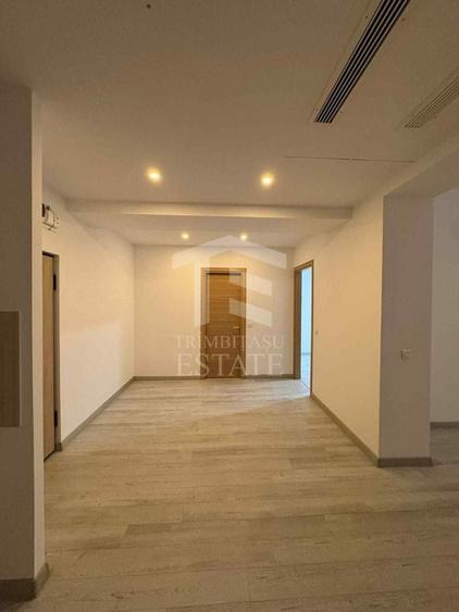 Apartament cu 2 camere semidecomandat în Vitan