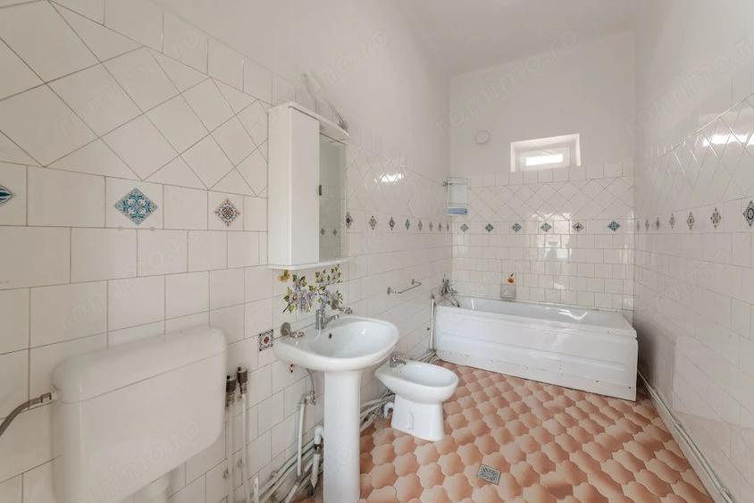 Casă cu 4 camere cu Teren 224 Mp în Ultracentral