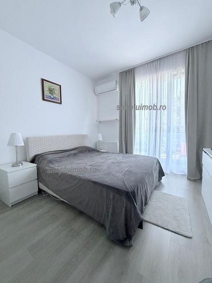 Apartament cu 2 camere decomandat, mobilat în Central