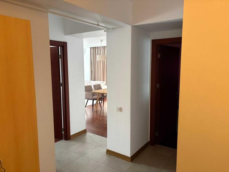 Apartament cu 3 camere decomandat în Dristor