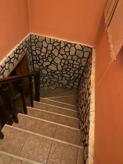 Casă cu 4 camere în Lacu