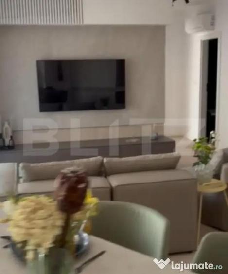 Apartament cu 3 camere decomandat în Central