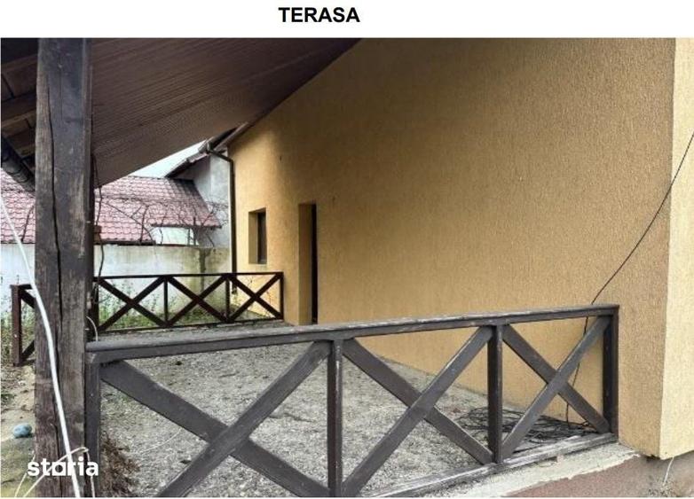 Casă cu 4 camere cu Teren 400 Mp în Letea Veche