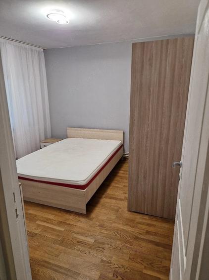 Apartament cu 2 camere decomandat în Soarelui