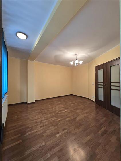 Apartament cu 2 camere decomandat în Cug