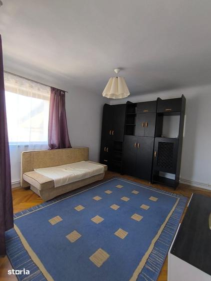 Casă cu 2 camere cu Teren 30 Mp în Piața Unirii