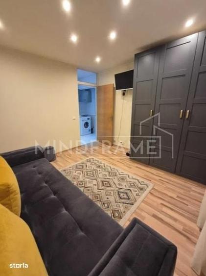 Apartament cu 3 camere în Eroii Revoluției
