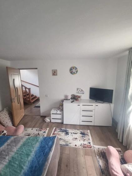 Casă cu 3 camere cu Teren 450 Mp în Șard