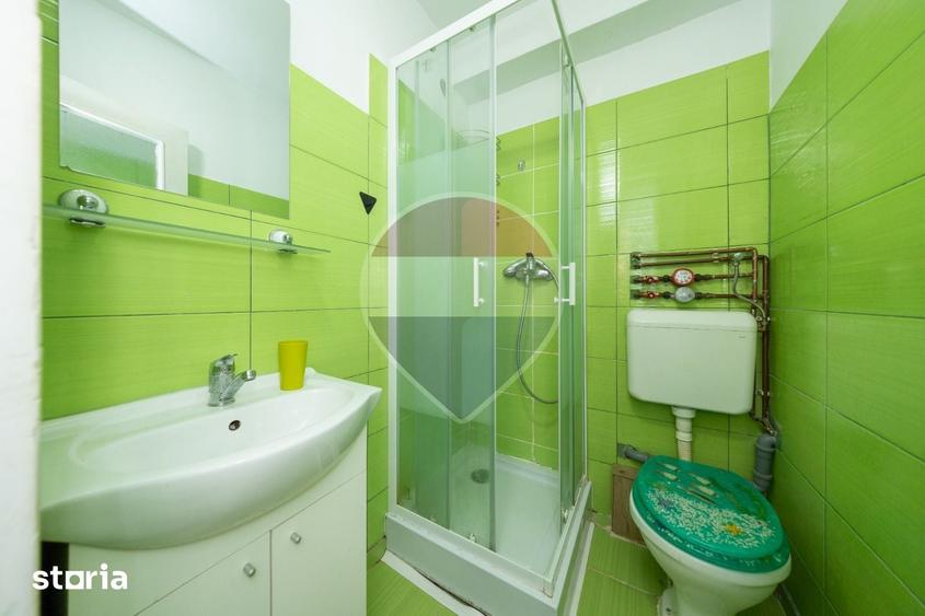 Garsonieră decomandată în Astra