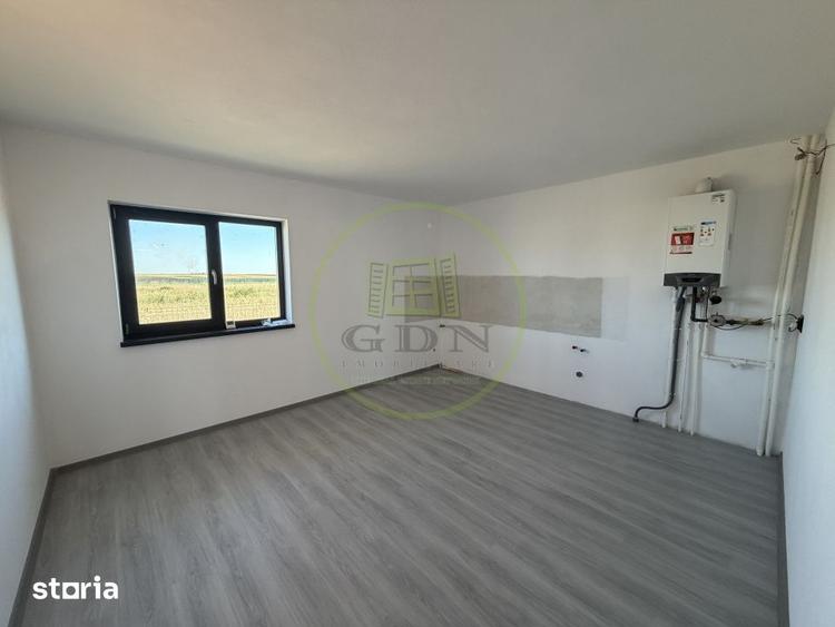 Casă cu 4 camere cu Teren 600 Mp în Ghercești