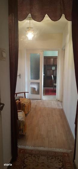 Apartament cu 3 camere în Rogerius