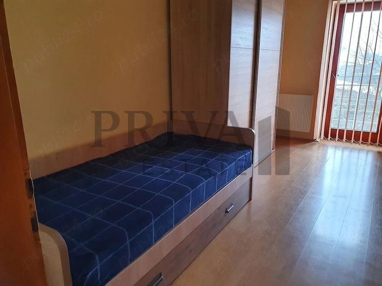 Casă individuală cu 7 camere cu Canalizare în Elisabetin