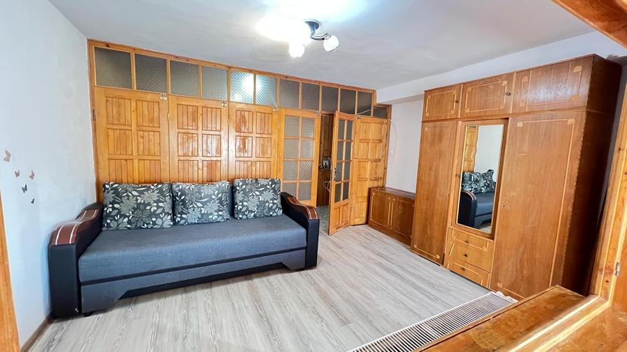 Apartament cu 2 camere decomandat în Banca Națională