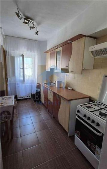 Apartament 3 camere, Intre Lacuri - 2