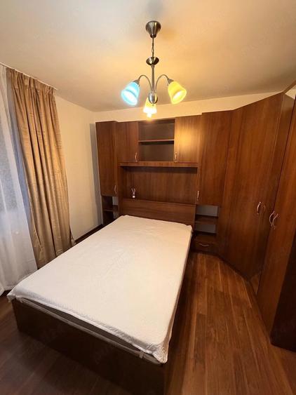 Apartament cu 2 camere decomandat în Titan