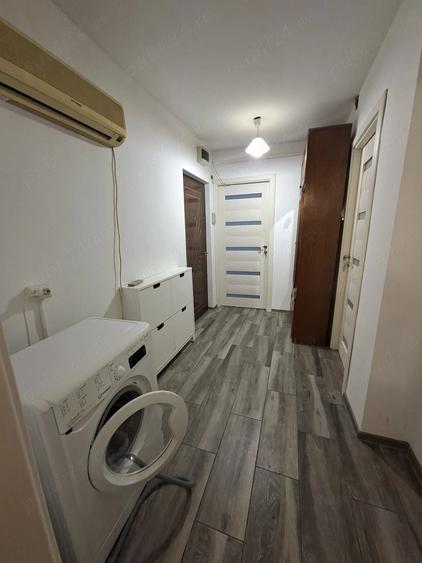 Apartament cu 2 camere decomandat în Dâmbovița