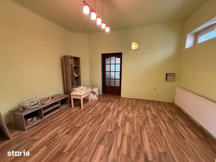 Apartament cu 2 camere nedecomandat în Mehala