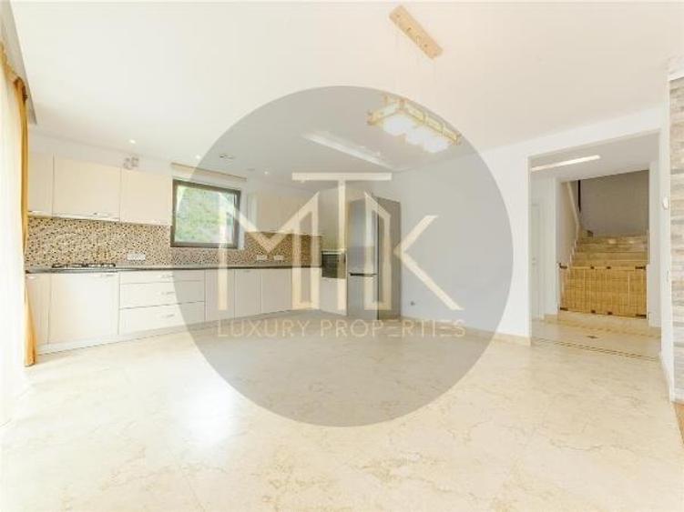 Duplex cu 6 camere cu Piscina în Pipera