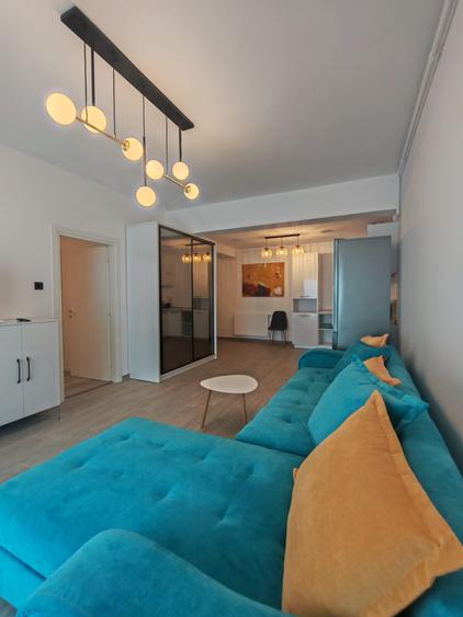 Apartament cu 2 camere semidecomandat în Central