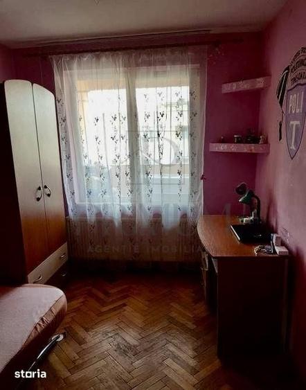 Apartament cu 4 camere în Complex Studențesc