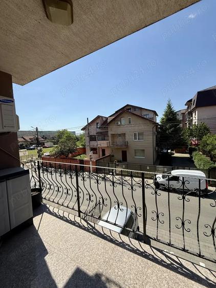 Apartament cu 3 camere decomandat în Fundeni