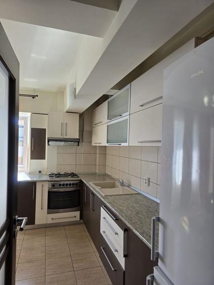 Apartament cu 2 camere decomandat în Exterior Vest