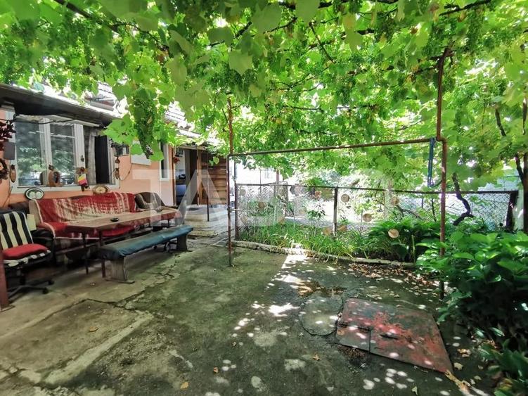Casă cu 4 camere cu Teren 394 Mp în Trei Stejari