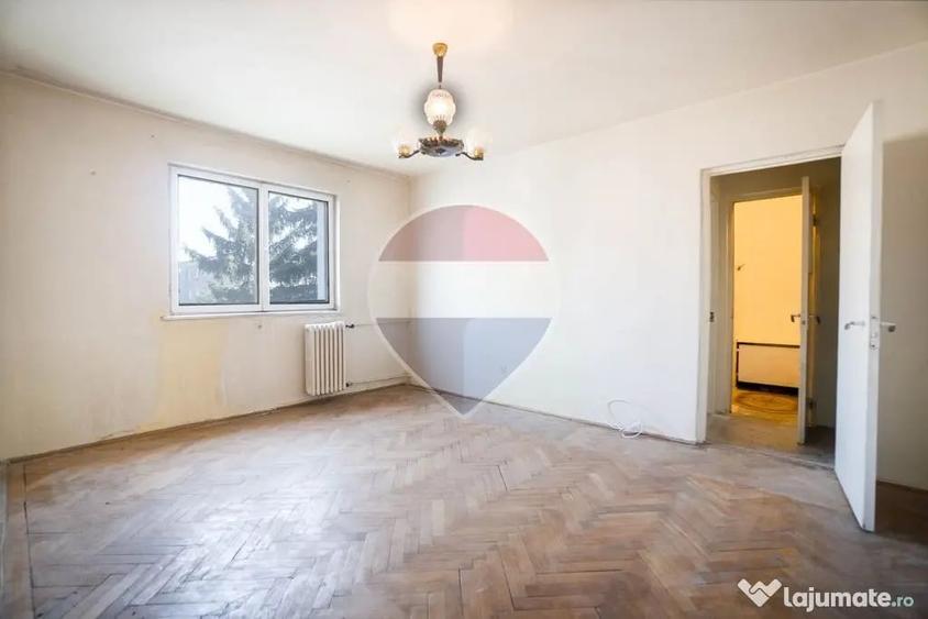 Apartament cu 2 camere semidecomandat în Central