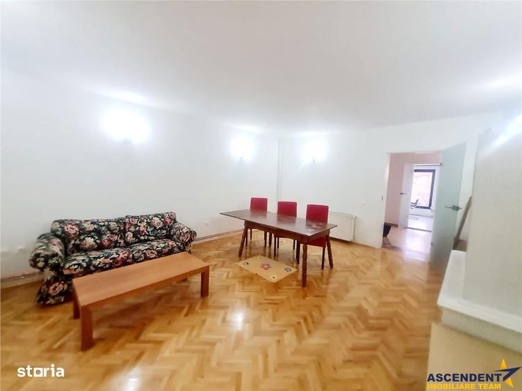 Casă cu 4 camere cu Teren 500 Mp în Central