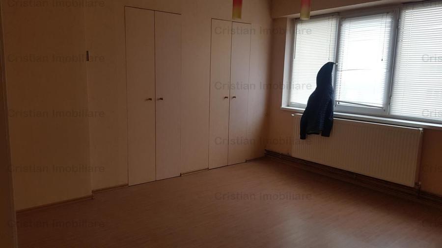 3 camere, Confort 1 Decomandat, etaj intermediar in bloc cu lift, Viziru 3 - 2