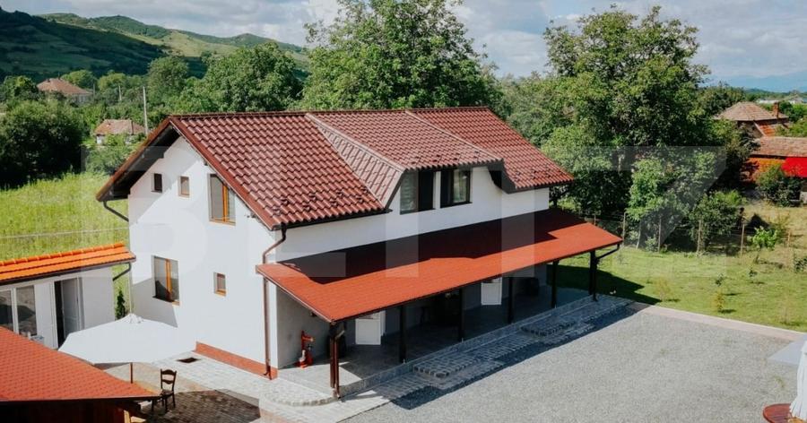 Casă individuală cu 6 camere cu Canalizare în Ocna Mureș