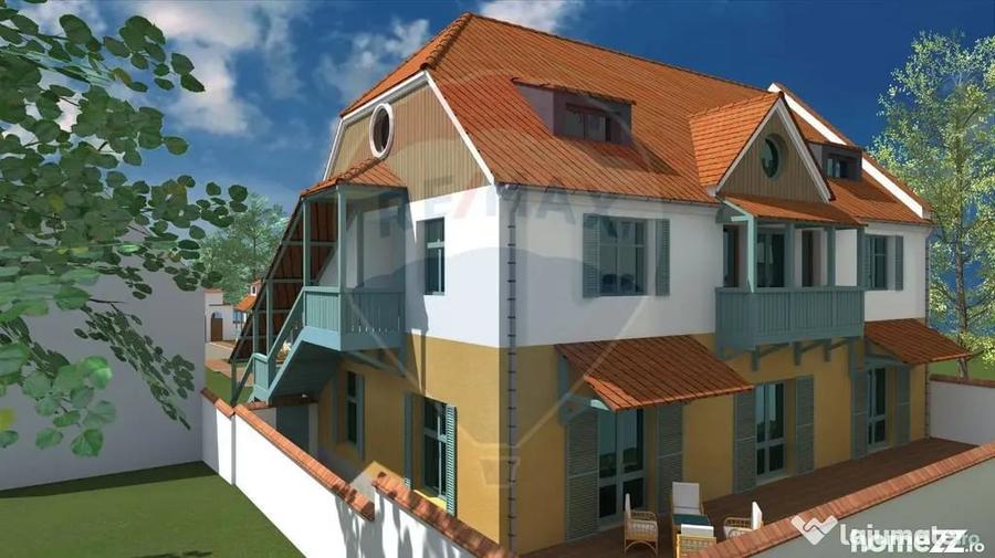 Casă cu 9 camere cu Teren 1236 Mp în Central