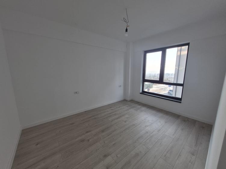 Apartament cu 3 camere decomandat în Galata