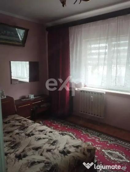 Apartament cu 2 camere decomandat în Prundu