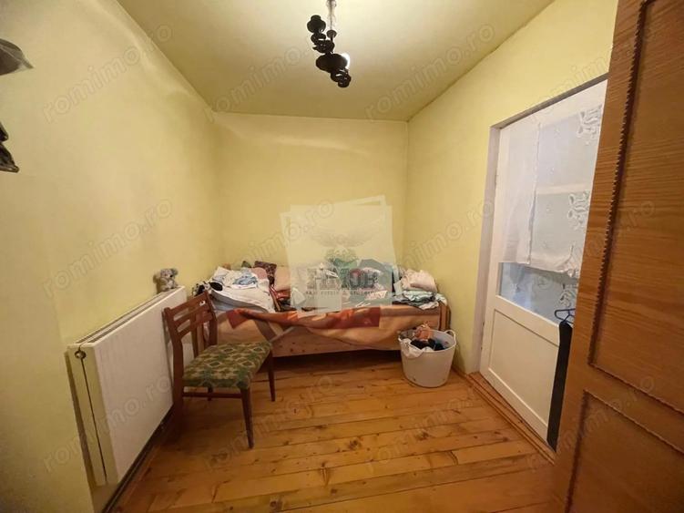 Casa individuala cu 6 camere si 3 bai si 1413 mp teren in Blaj - 12