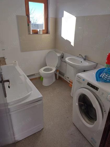 Casă cu Teren 4600 Mp în Bolovani