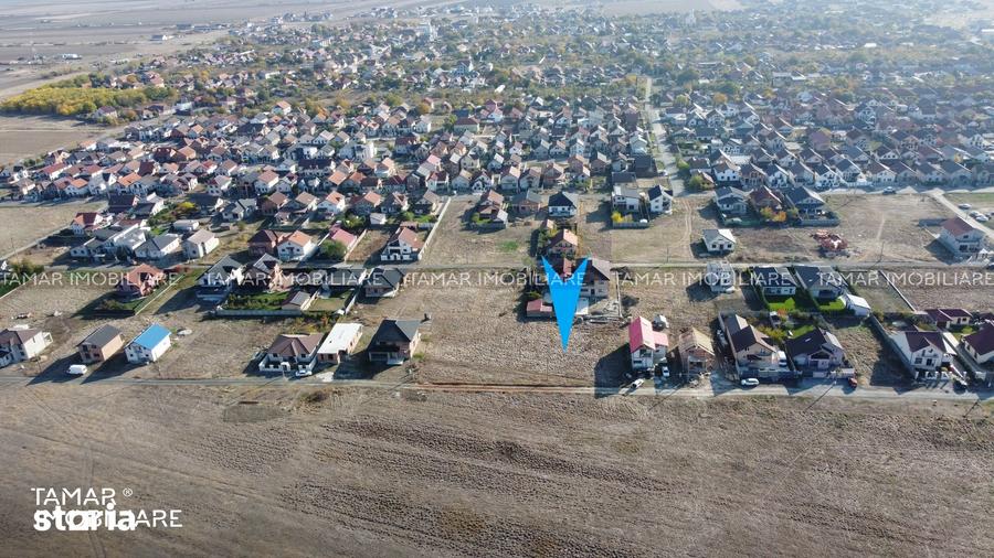 Teren de 602 mp, în Livada