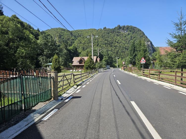 Spațiu comercial, în Cheia