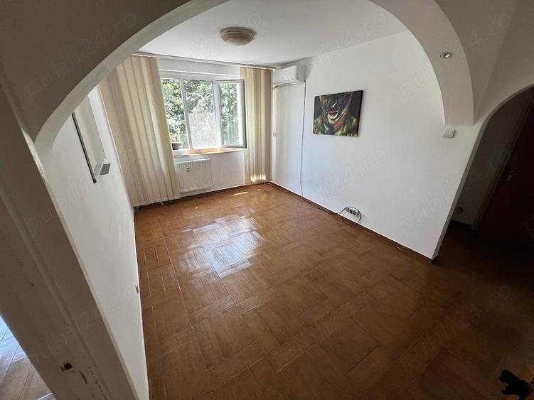 Apartament cu 2 camere semidecomandat în Ozana