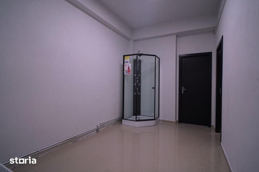 Spațiu comercial, de 120 mp, în Central